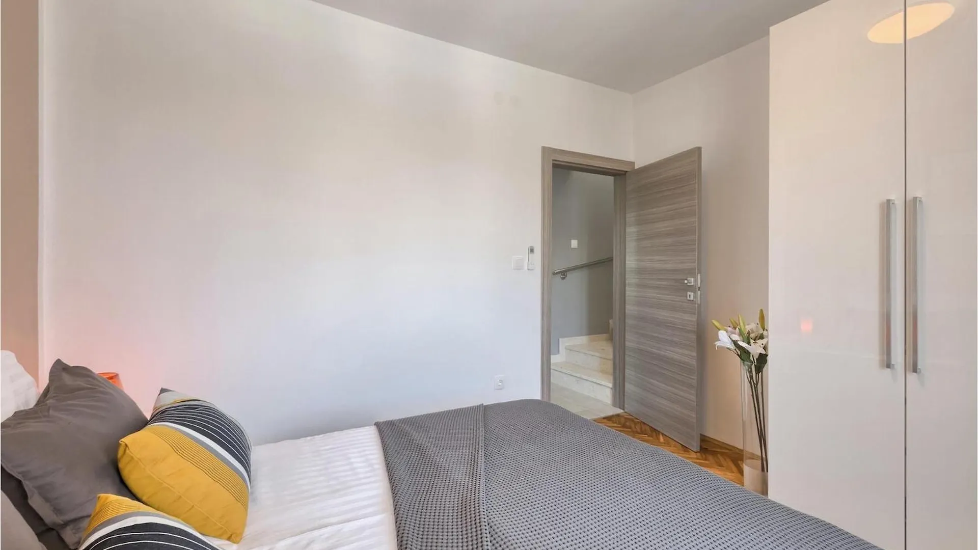 Villa Kozada Stinjan Holiday home